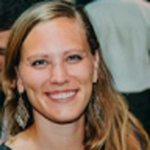 Meet your Posher, Becca